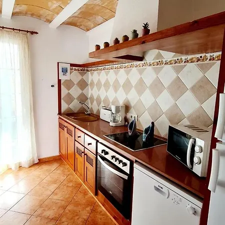 El Pinar * Cala'N Blanes (Menorca)